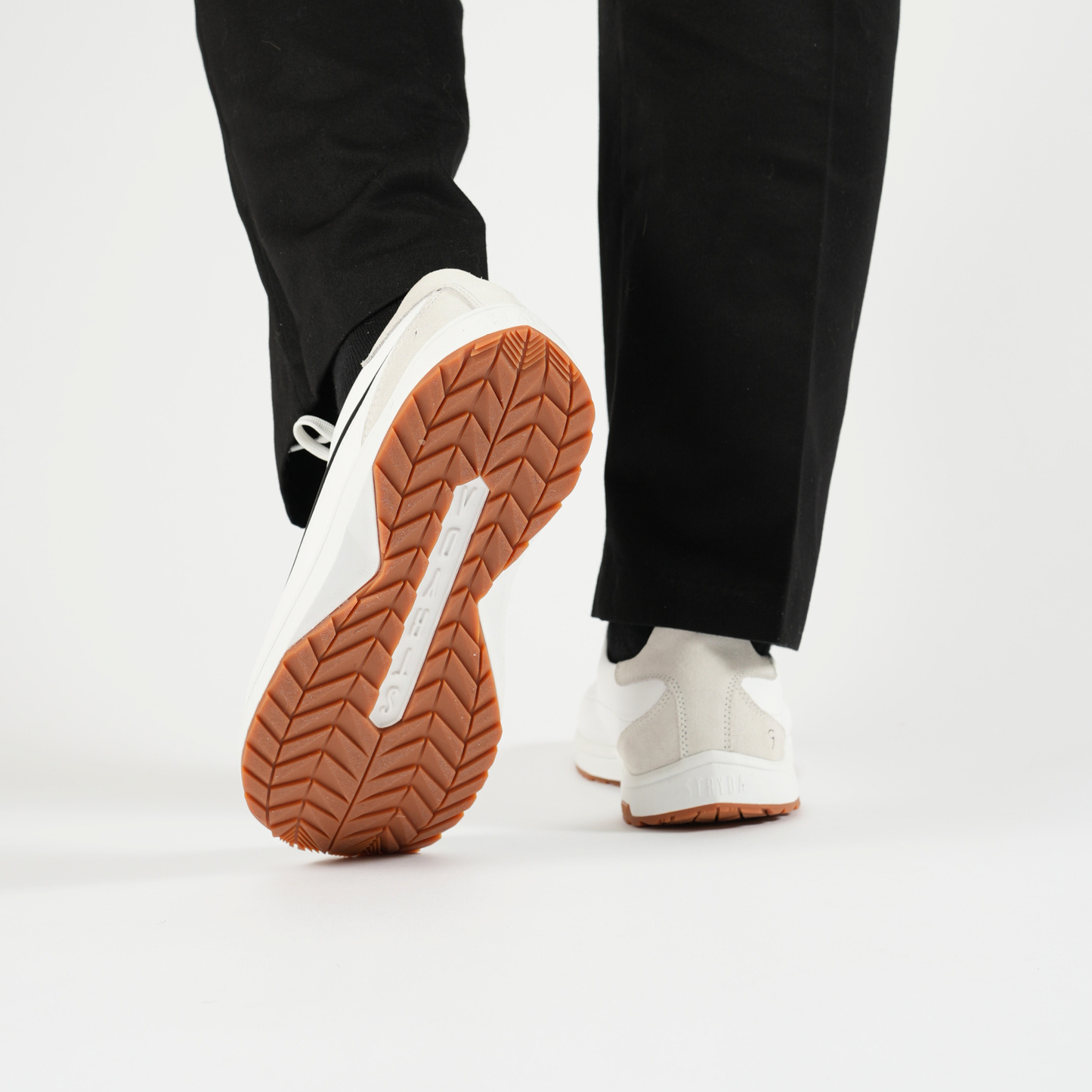 STRYDA Aura Sneakers + STRYDA Soles