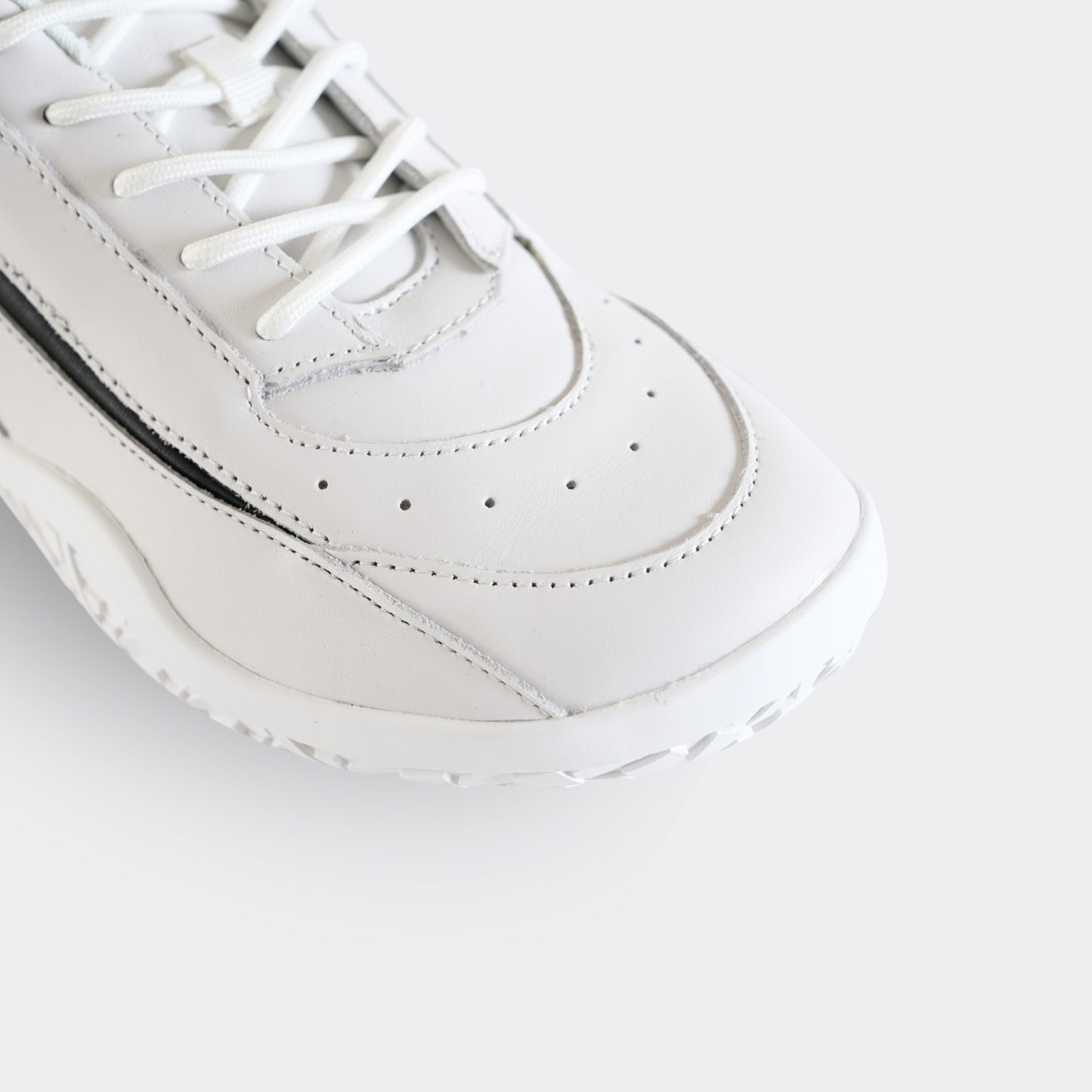 STRYDAFORCE Sneakers